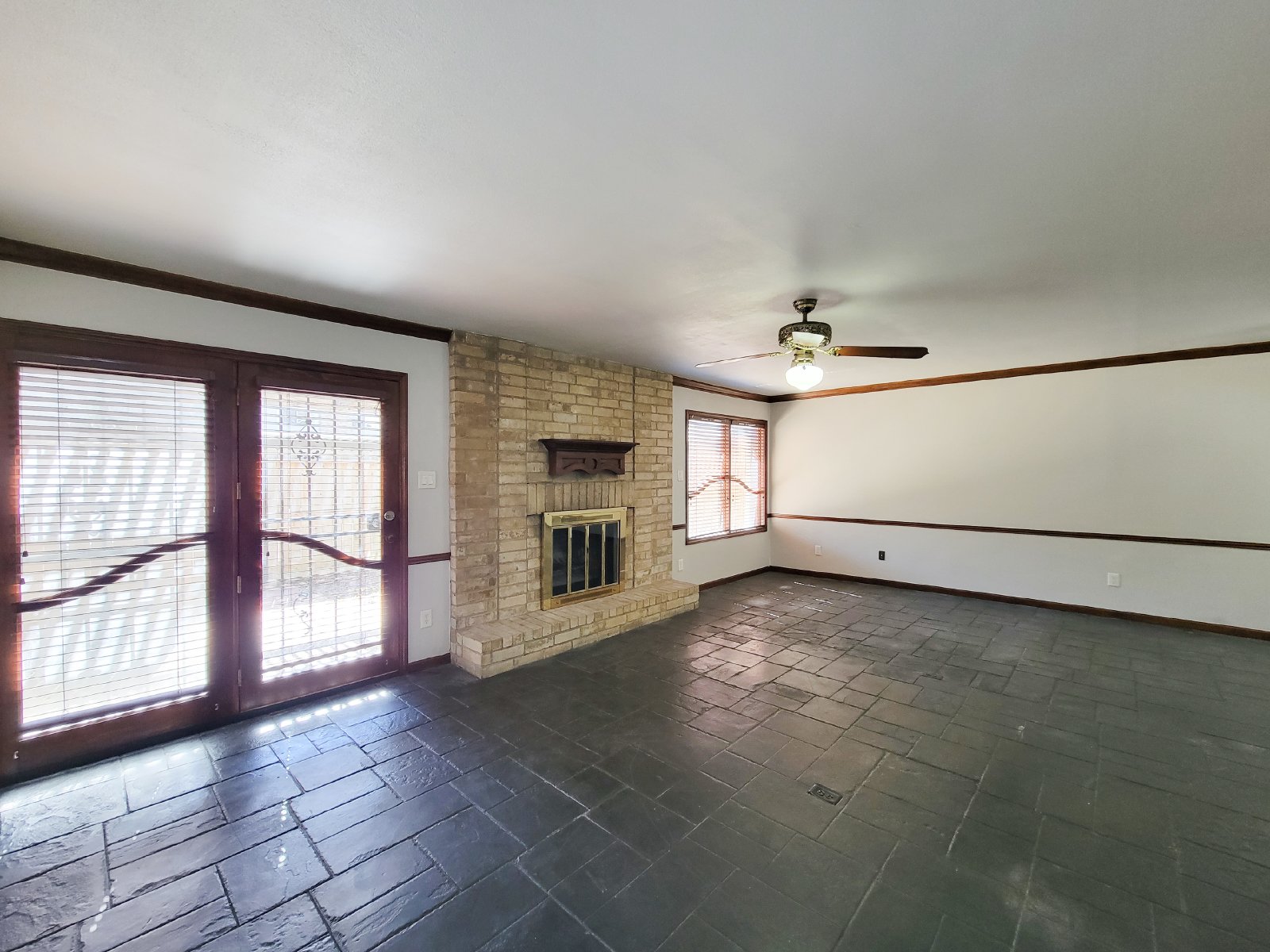 Charming Updated Two-Story Home in Gated Community – Prime Location Near Memorial & Westheimer! property image