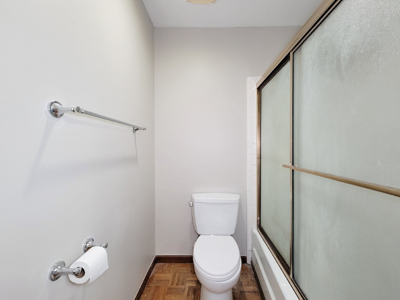 Charming Updated Two-Story Home in Gated Community – Prime Location Near Memorial & Westheimer! property image