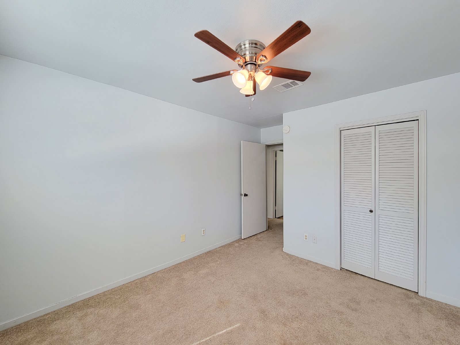 Charming Updated Two-Story Home in Gated Community – Prime Location Near Memorial & Westheimer! property image