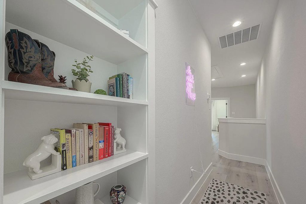 Beautiful 3-Bed Home With Open Layout, Luxury Primary Suite & Year-Round Green Turf! property image