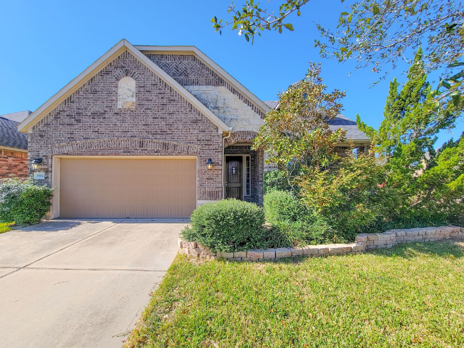 Beautiful Energy-Efficient Beazer Home on a Corner Lot! property image