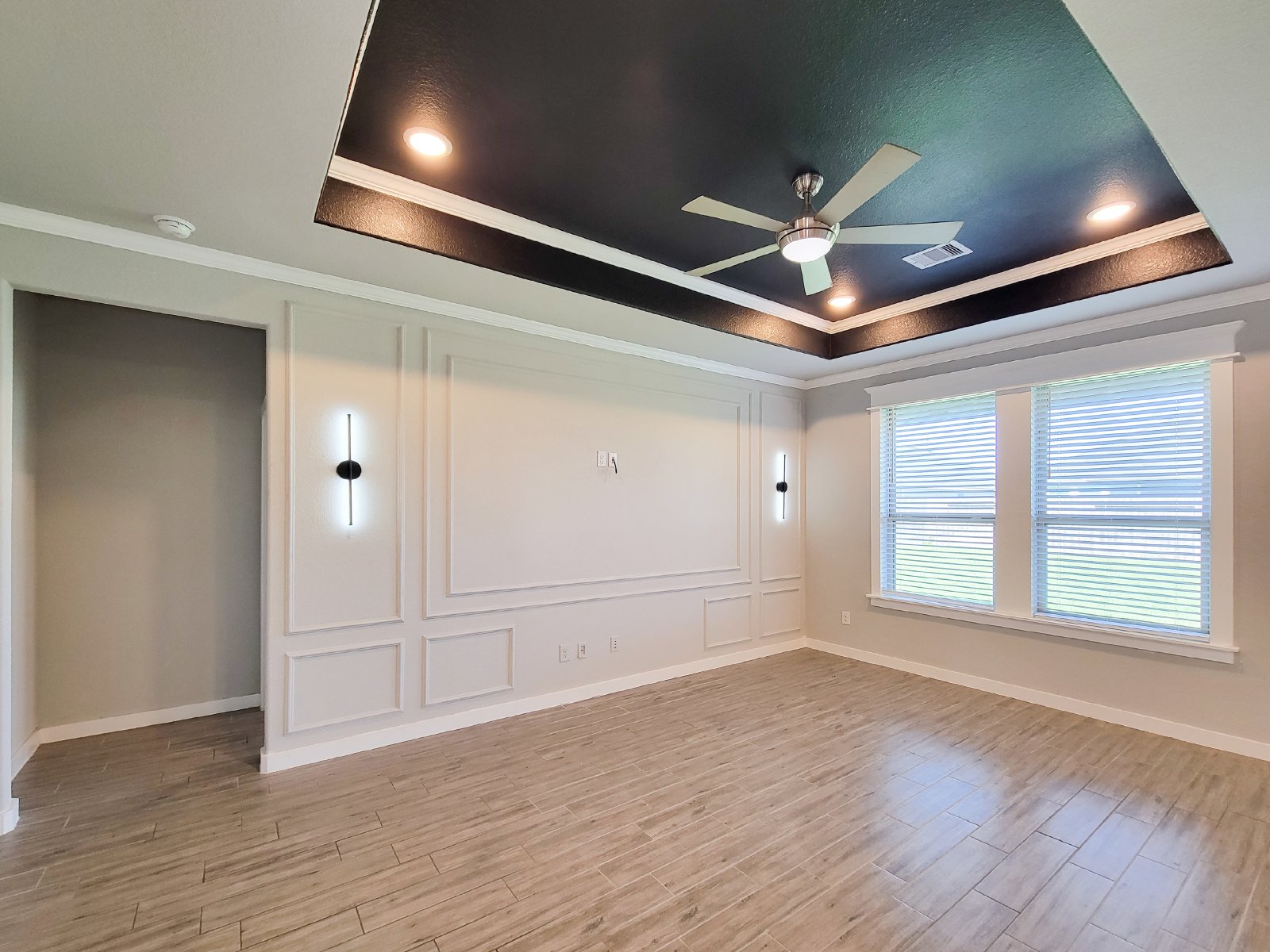 Charming three bedroom two bath home Fulshear property image