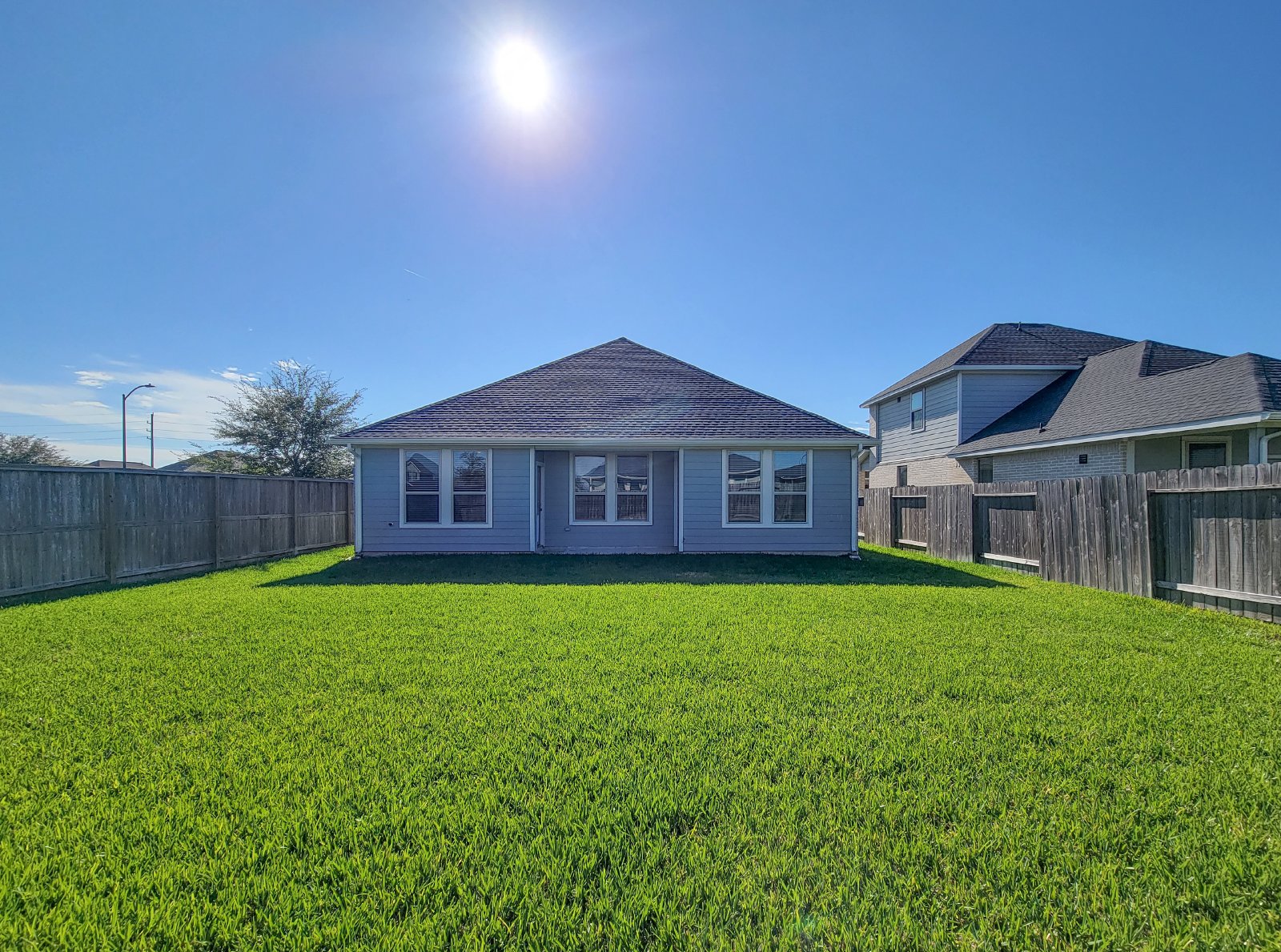 Charming three bedroom two bath home Fulshear property image