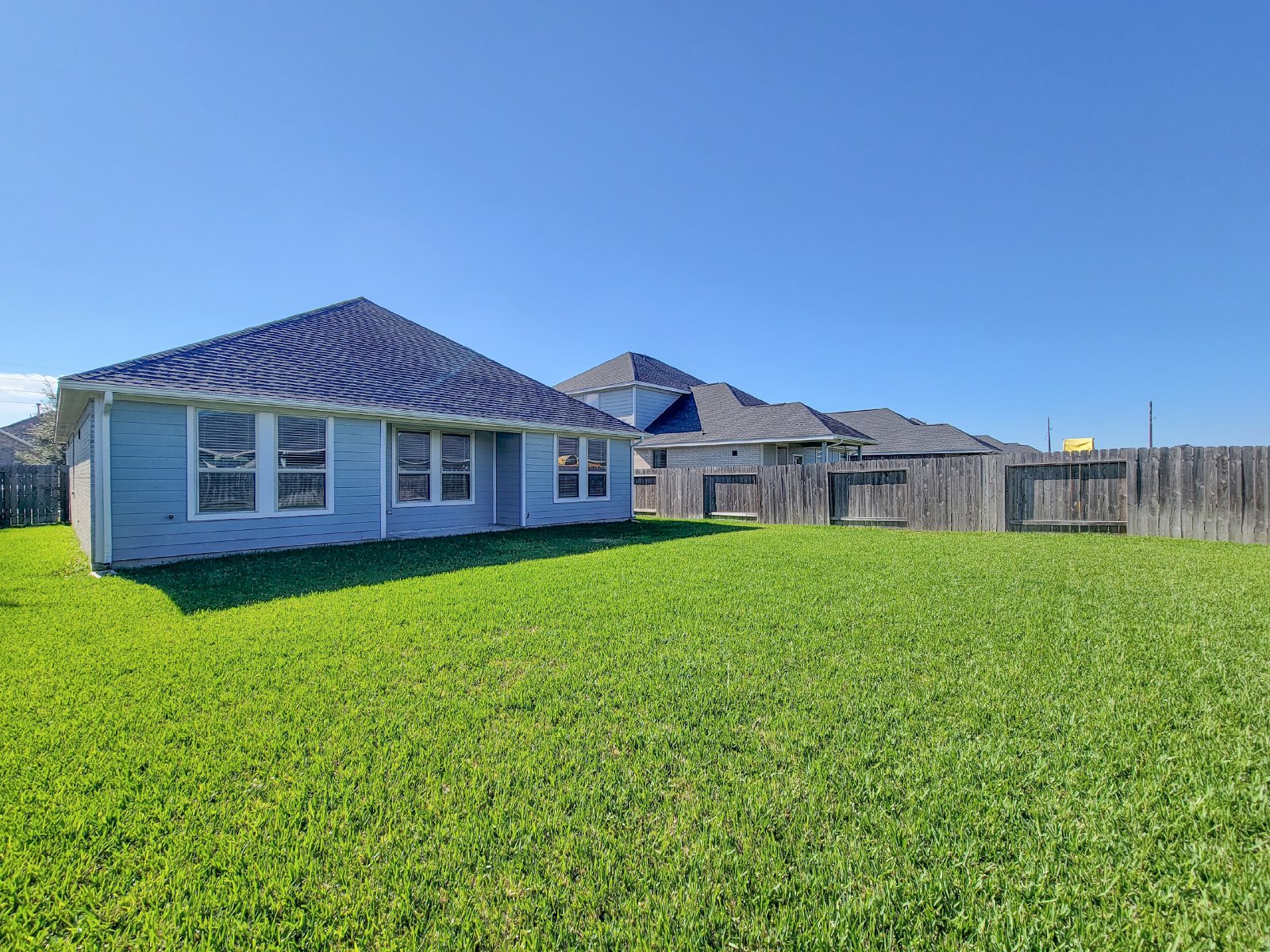 Charming three bedroom two bath home Fulshear property image