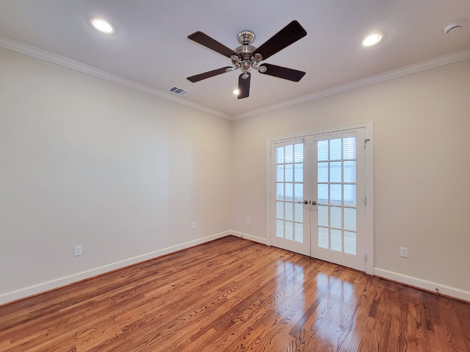 Stunning Home in Rice Military! property image