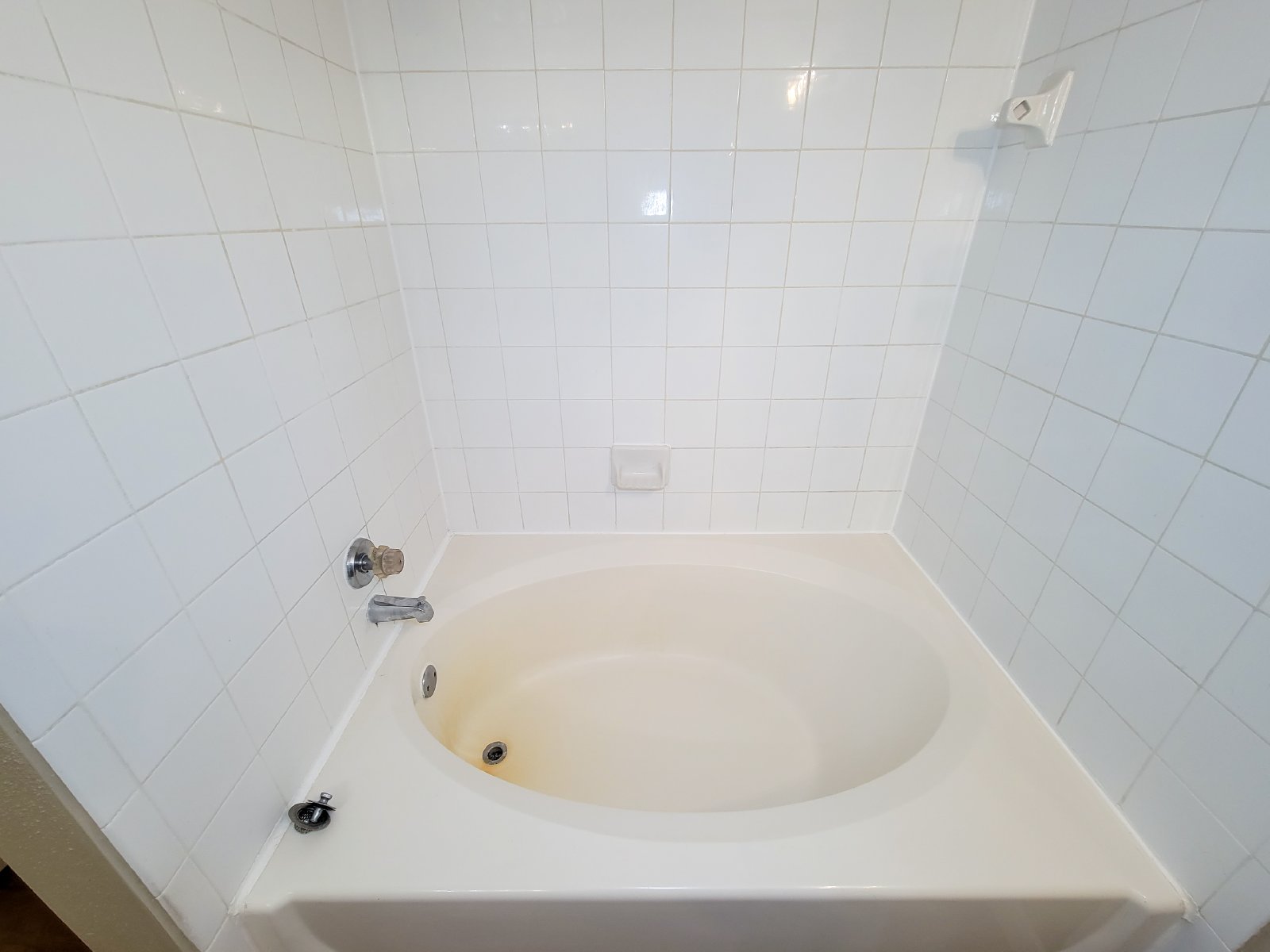 2 Bedroom 1 Bath Condo! property image