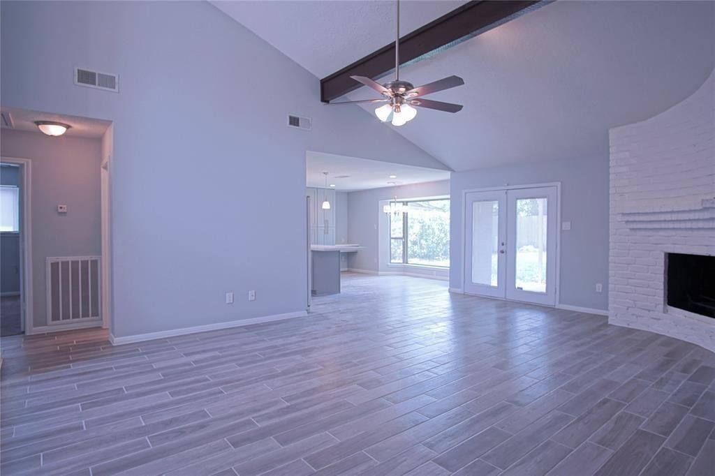Stunning Remodeled Three Bedroom! property image