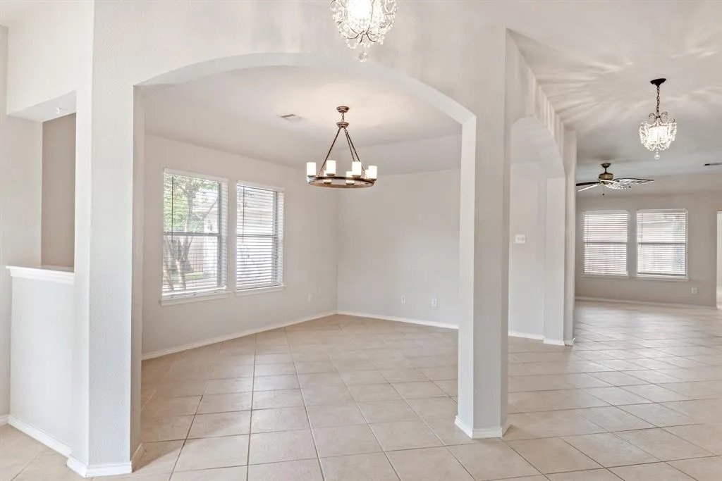 Charming Three-Bedroom Home in Canyon Lakes! property image