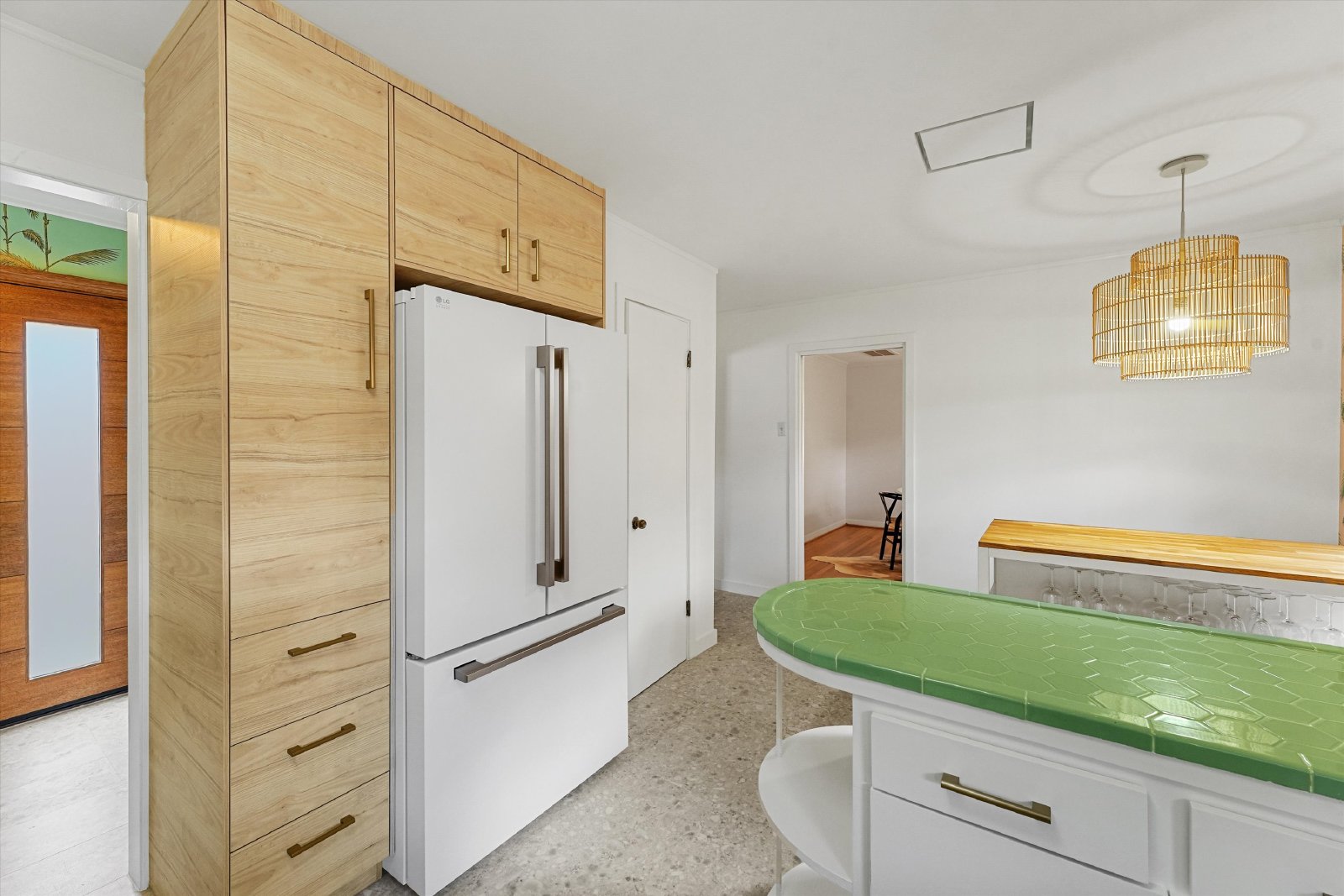 Charming, Updated Home on a Spacious Lot Near Rice University & the Medical Center! property image