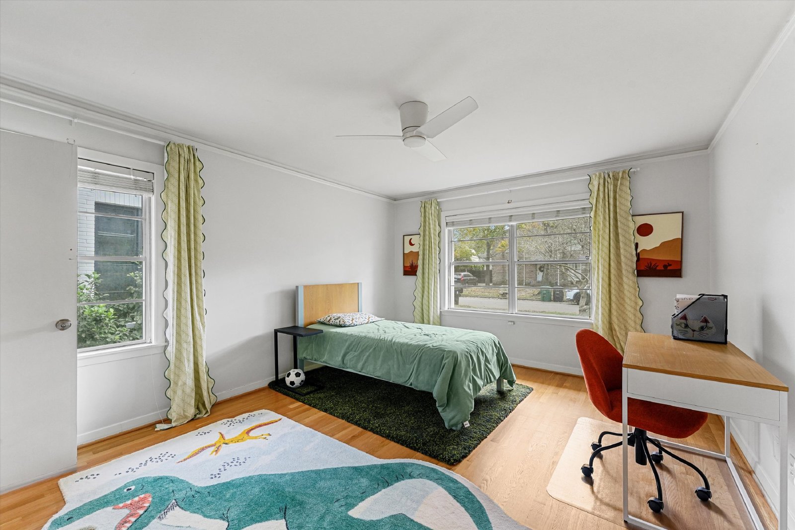 Charming, Updated Home on a Spacious Lot Near Rice University & the Medical Center! property image