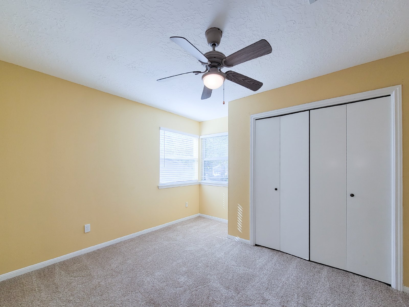 3-Bed Single-Family Home for Rent in Houston 77099 – Spacious Yard + Upgraded Interior property image