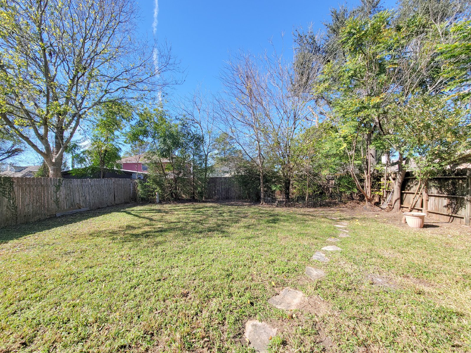 3-Bed Single-Family Home for Rent in Houston 77099 – Spacious Yard + Upgraded Interior property image