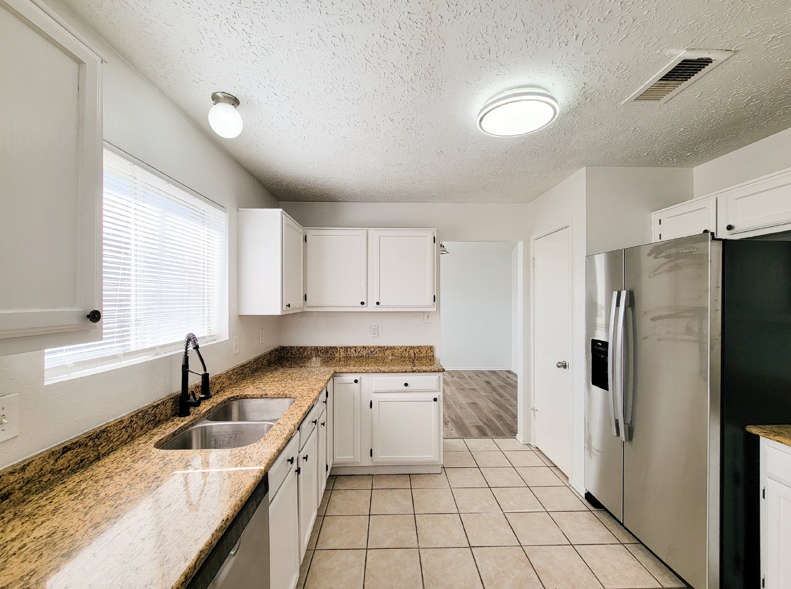 4 Bed Single-Family Home for Rent in Humble TX 77338 – Kenswick Sec 06 property image