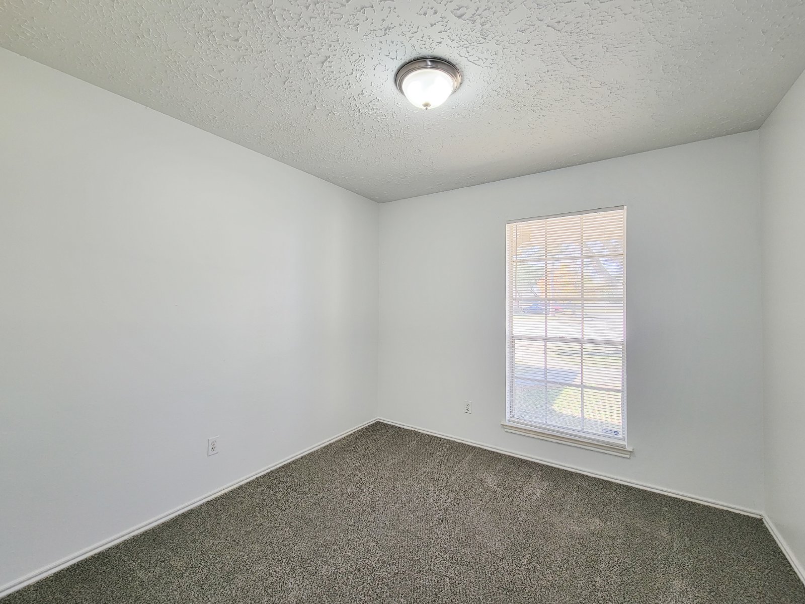 4 Bed Single-Family Home for Rent in Humble TX 77338 – Kenswick Sec 06 property image