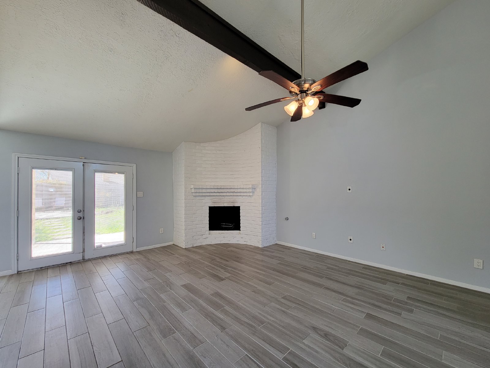 3 Bed 2 Bath Single-Family Home for Rent in Houston TX 77084 – Bear Creek Village property image