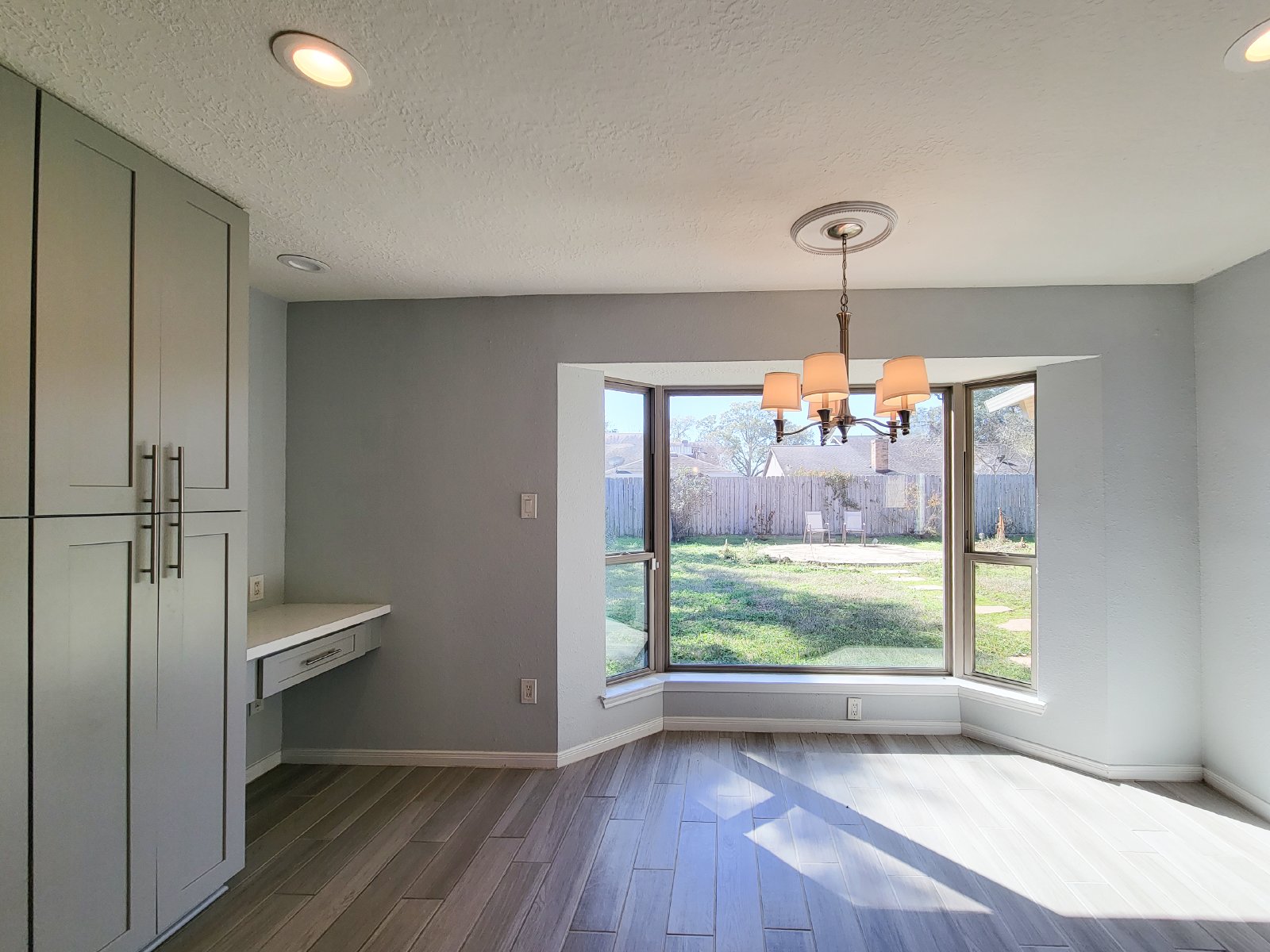 3 Bed 2 Bath Single-Family Home for Rent in Houston TX 77084 – Bear Creek Village property image