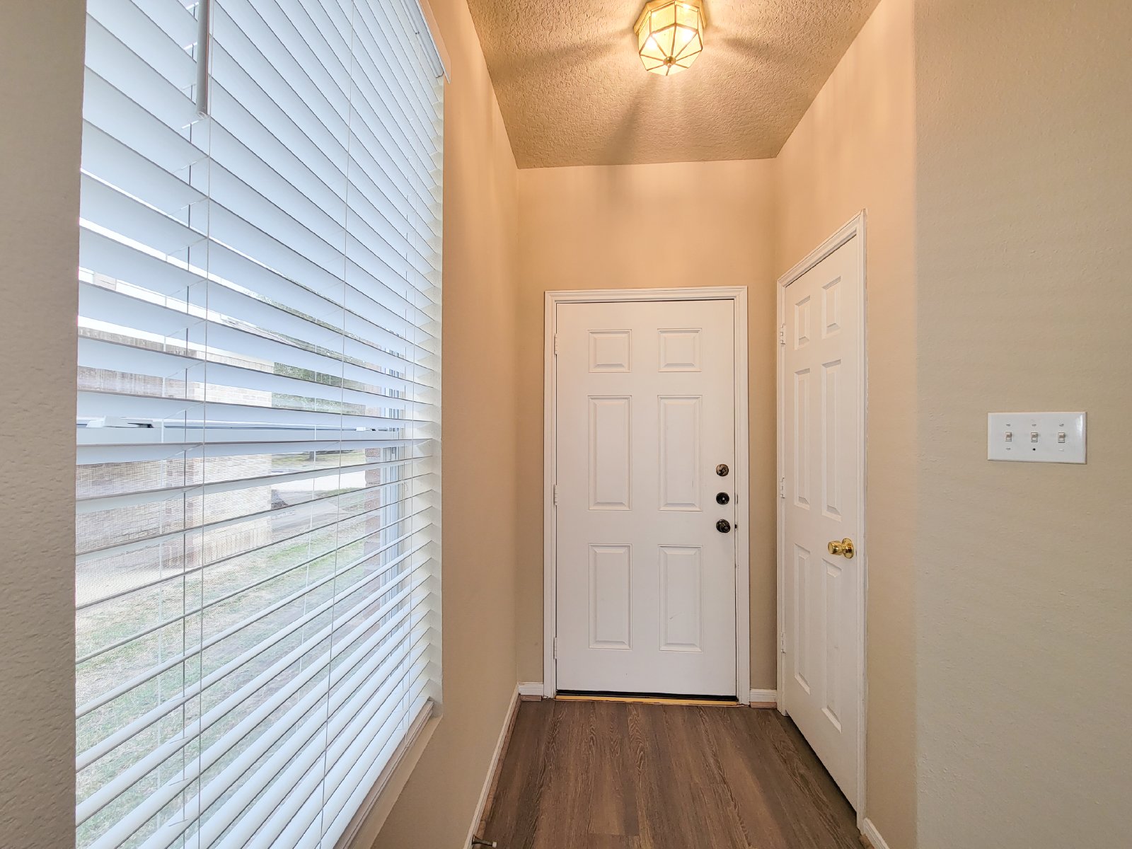 4 Bedroom Home for Rent in 77084 – Lake Ridge Subdivision property image