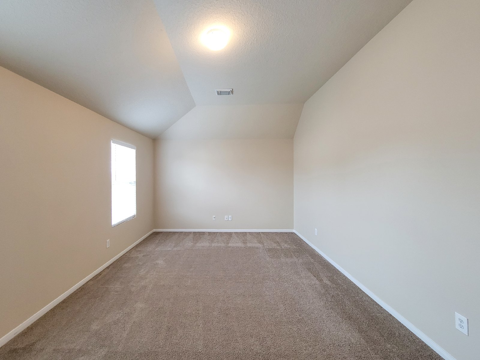 4 Bedroom Home for Rent in 77084 – Lake Ridge Subdivision property image