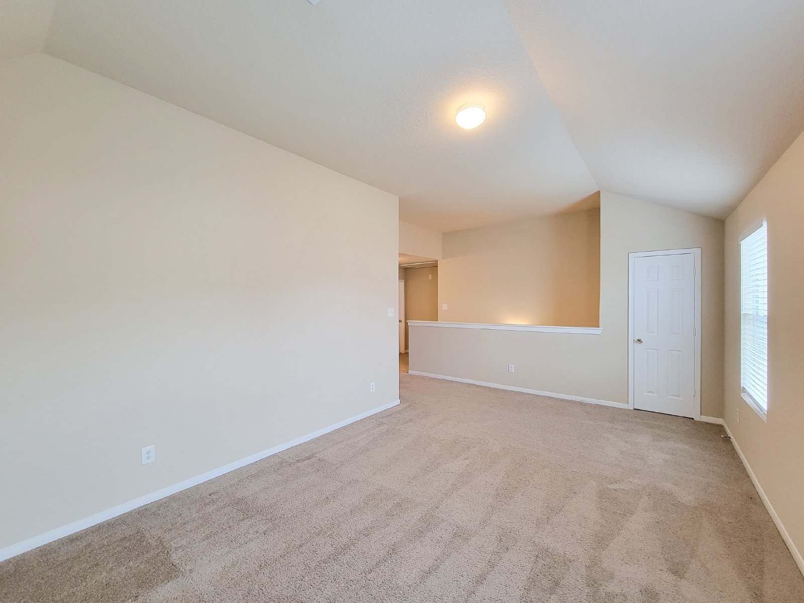 4 Bedroom Home for Rent in 77084 – Lake Ridge Subdivision property image