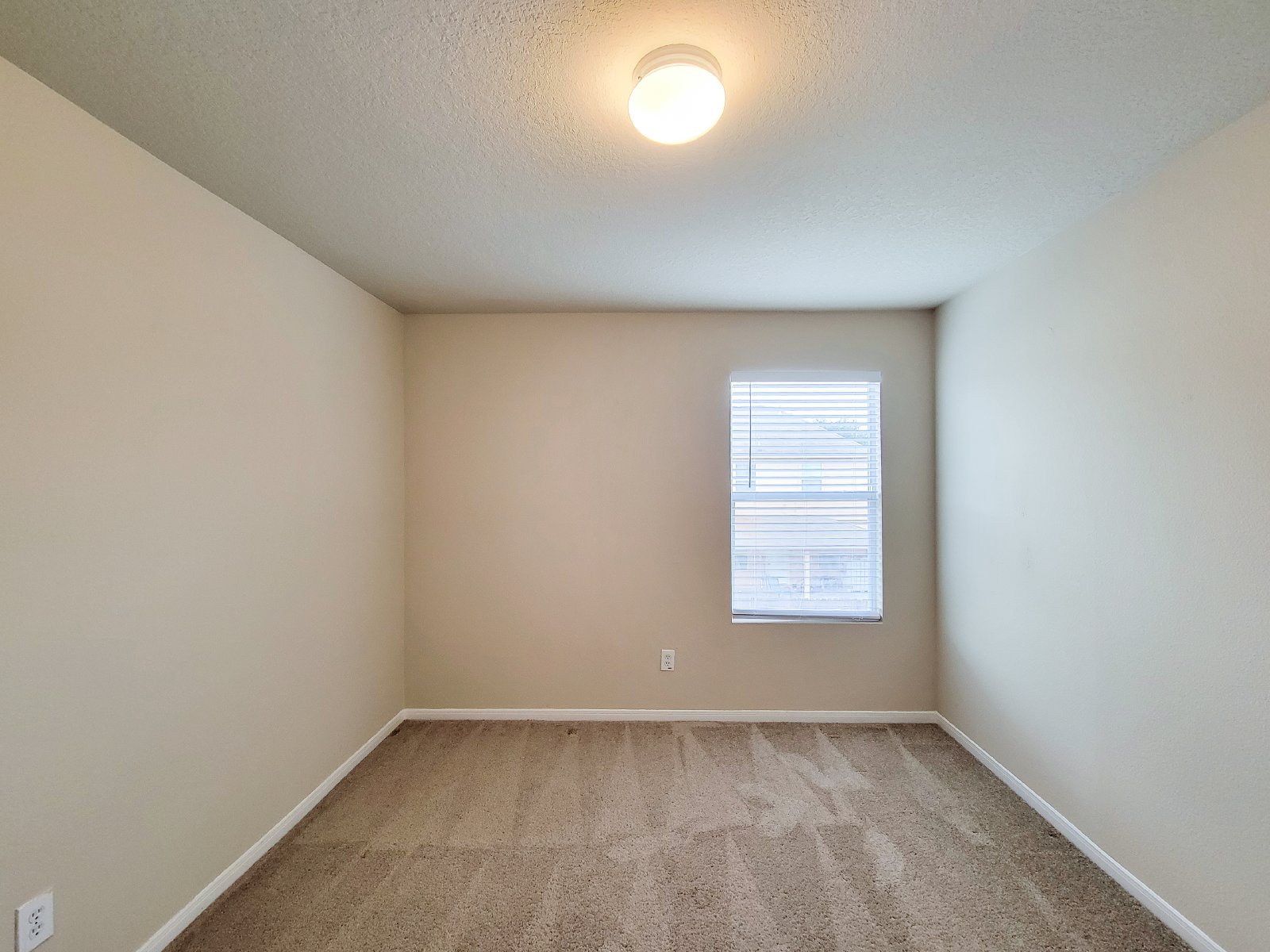 4 Bedroom Home for Rent in 77084 – Lake Ridge Subdivision property image