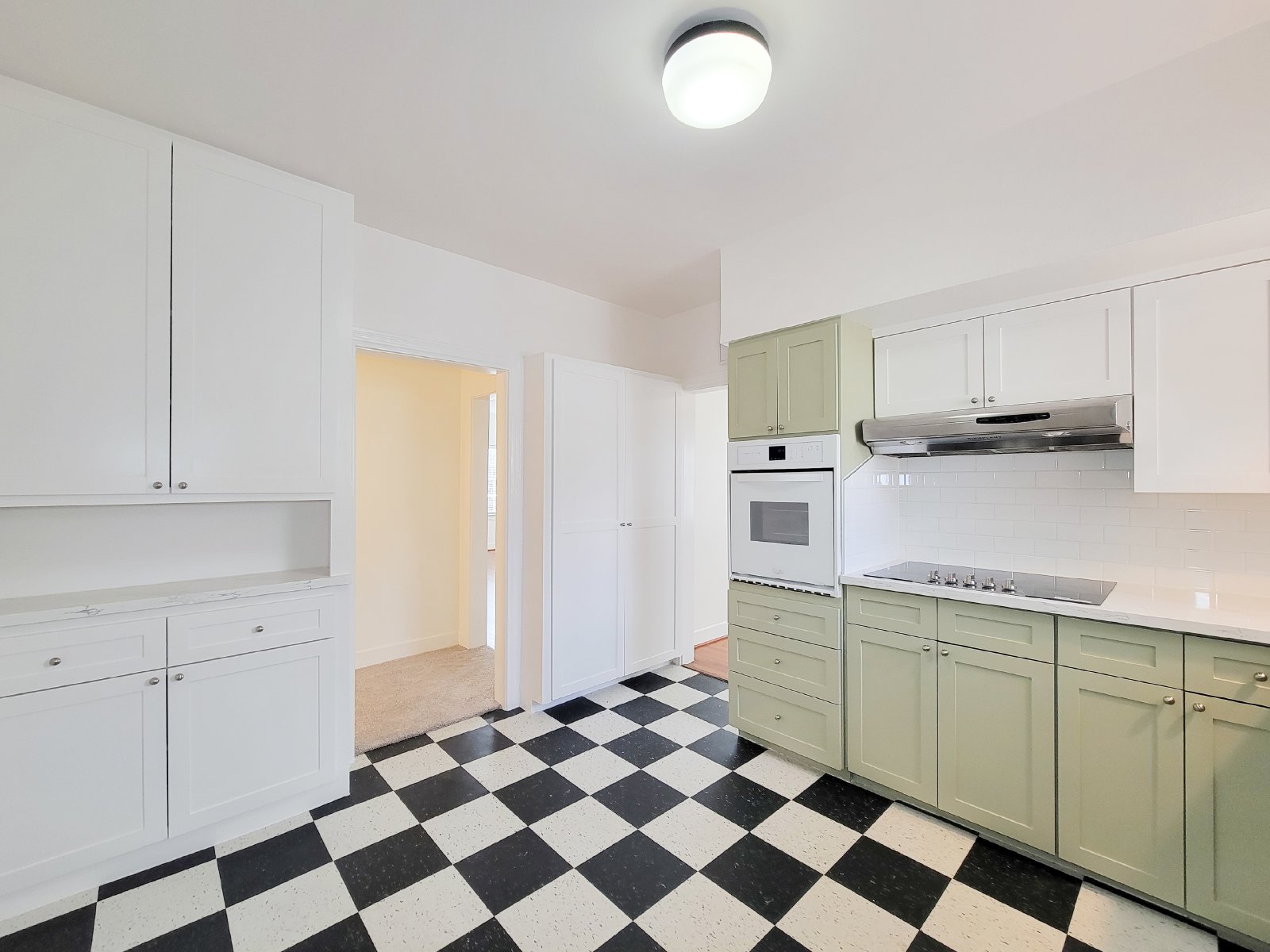 Charming 2-Bed Apartment for Rent in Montrose (77098) property image