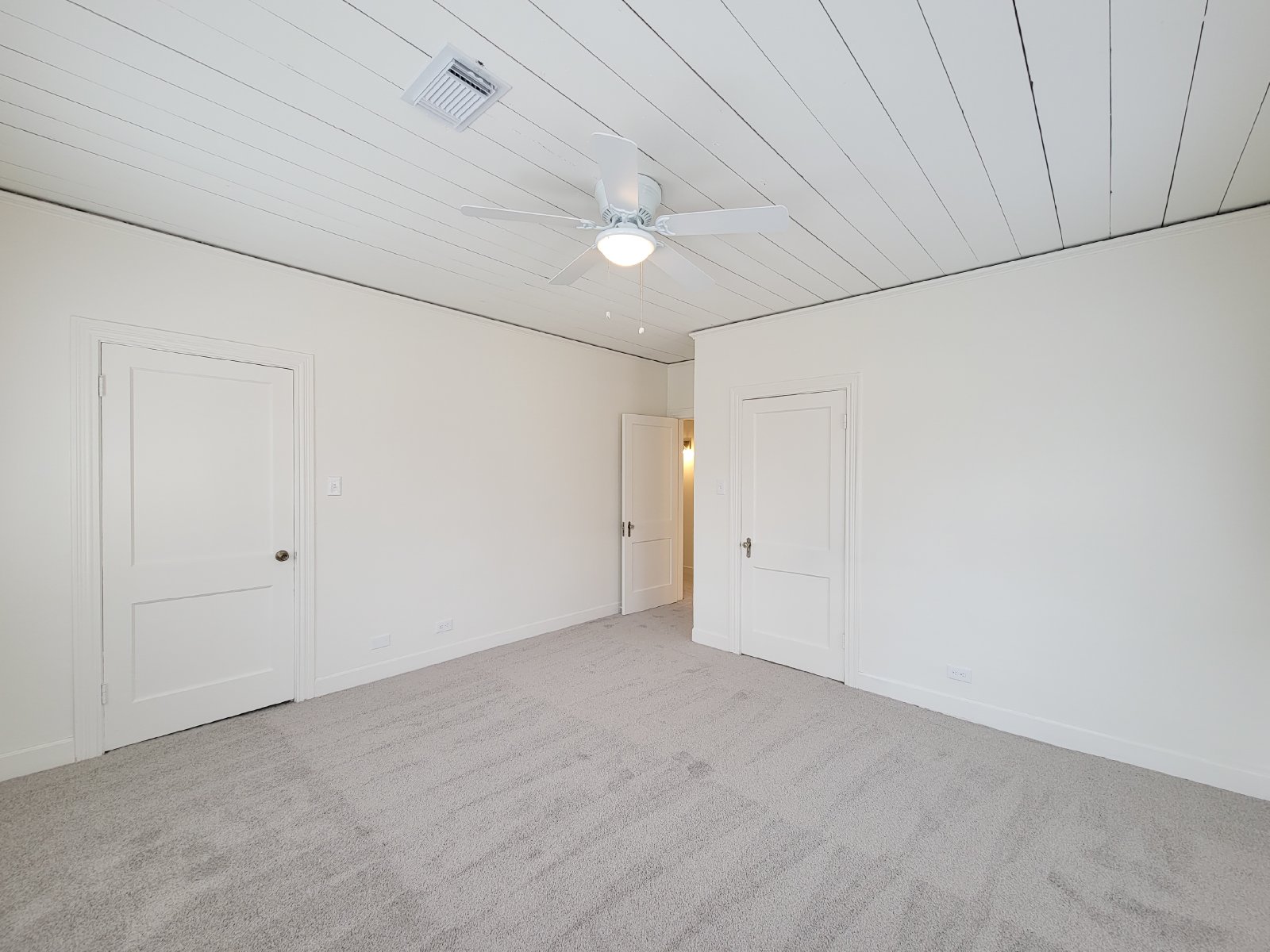 Charming 2-Bed Apartment for Rent in Montrose (77098) property image