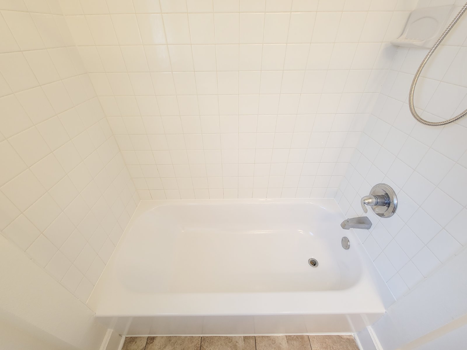 Charming 2-Bed Apartment for Rent in Montrose (77098) property image