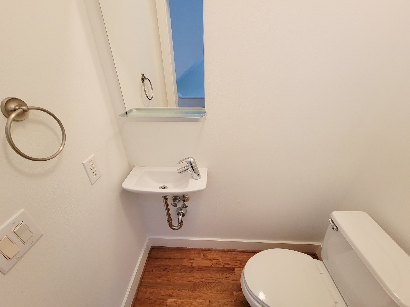 Townhome for Rent in Houston TX 77007 – Rice Military Area property image