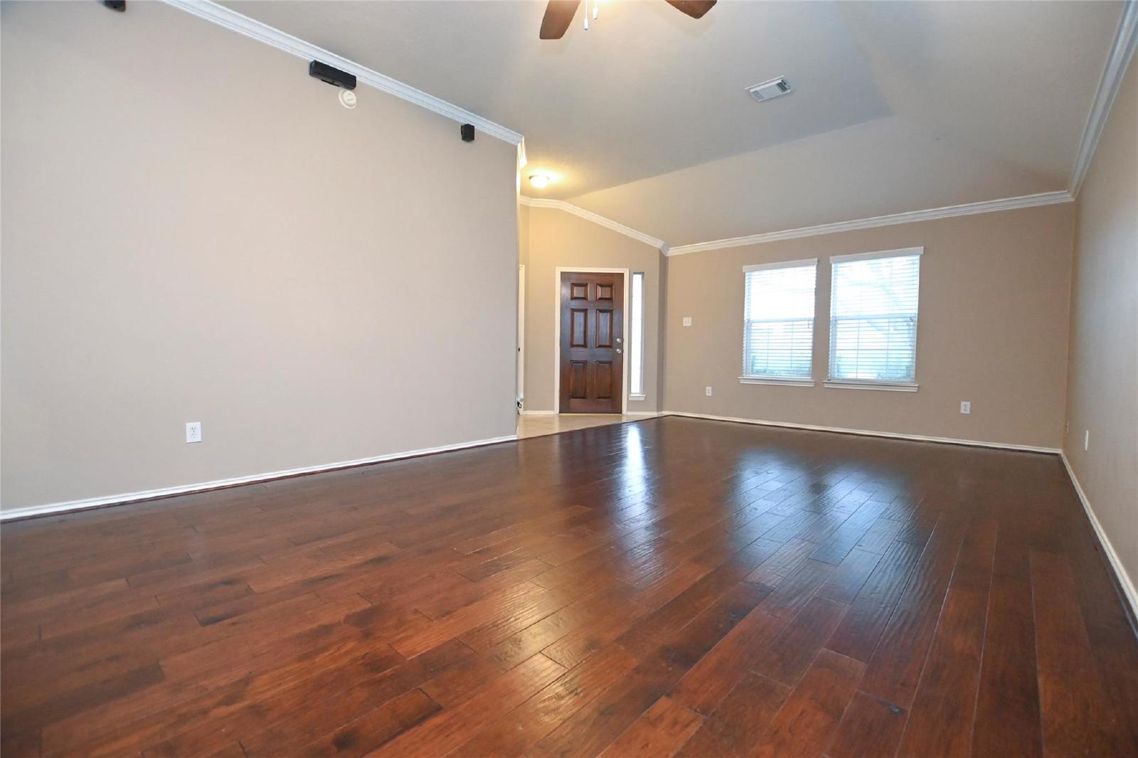 4 Bed Single-Family Home in Pearland TX 77584 with Attached Garage property image