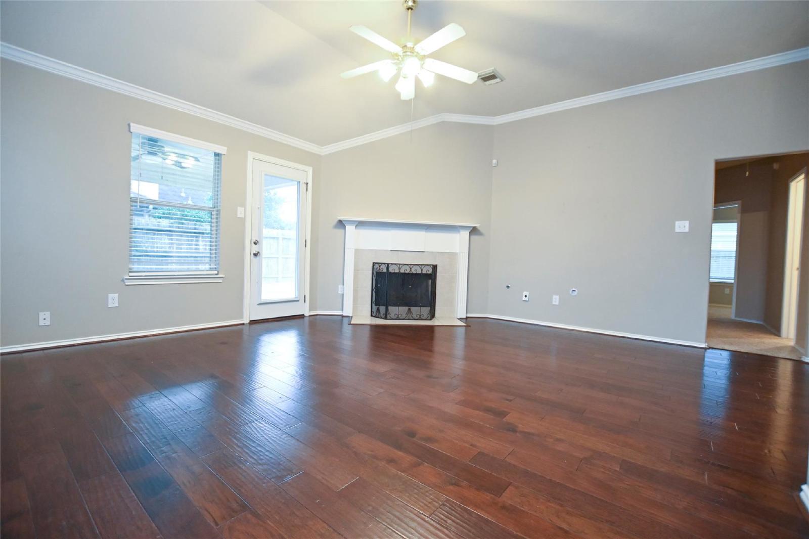 4 Bed Single-Family Home in Pearland TX 77584 with Attached Garage property image