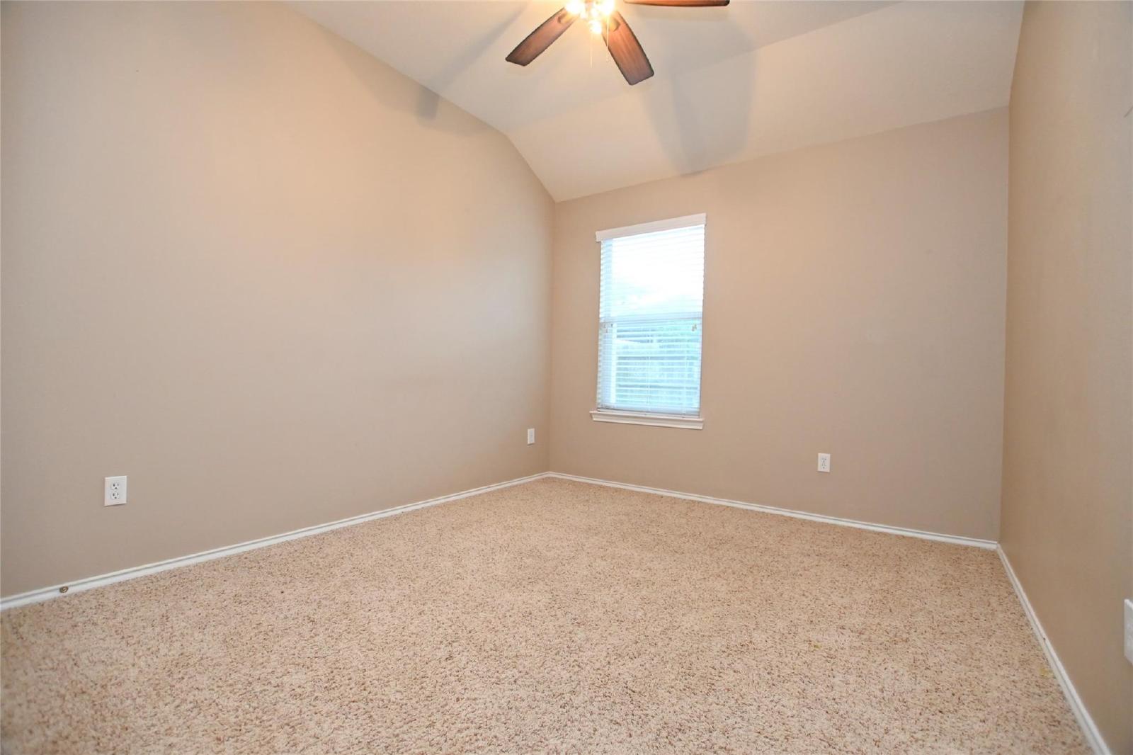 4 Bed Single-Family Home in Pearland TX 77584 with Attached Garage property image