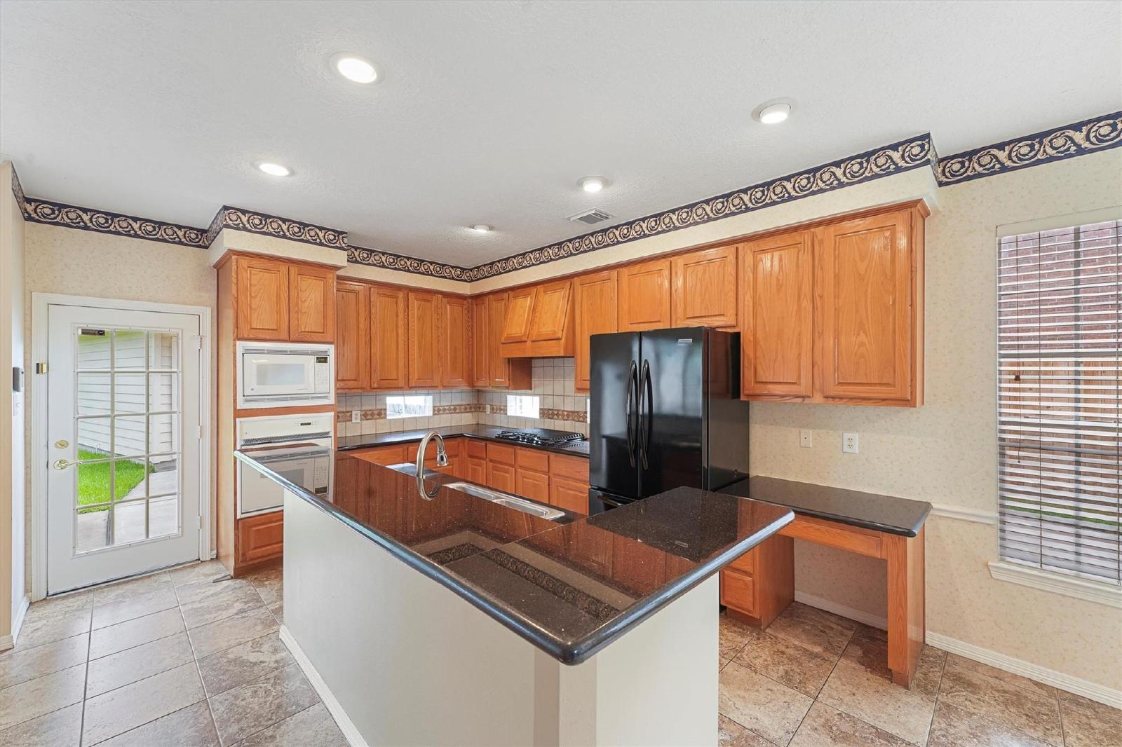 4 Bed Home in Katy TX 77494 Near Cinco Ranch Area property image