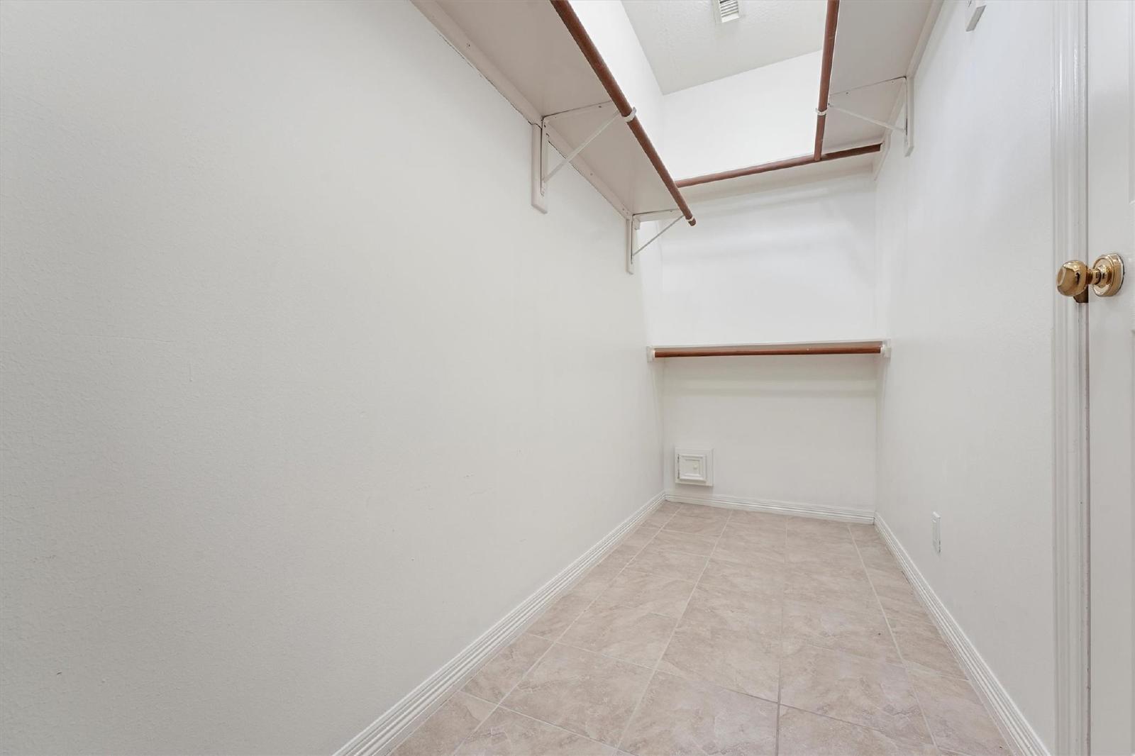 4 Bed Home in Katy TX 77494 Near Cinco Ranch Area property image