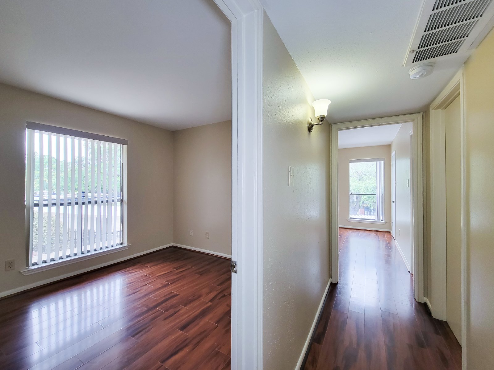 Luxury River Oaks Corner Condo with 24/7 Security & Walkable Location property image