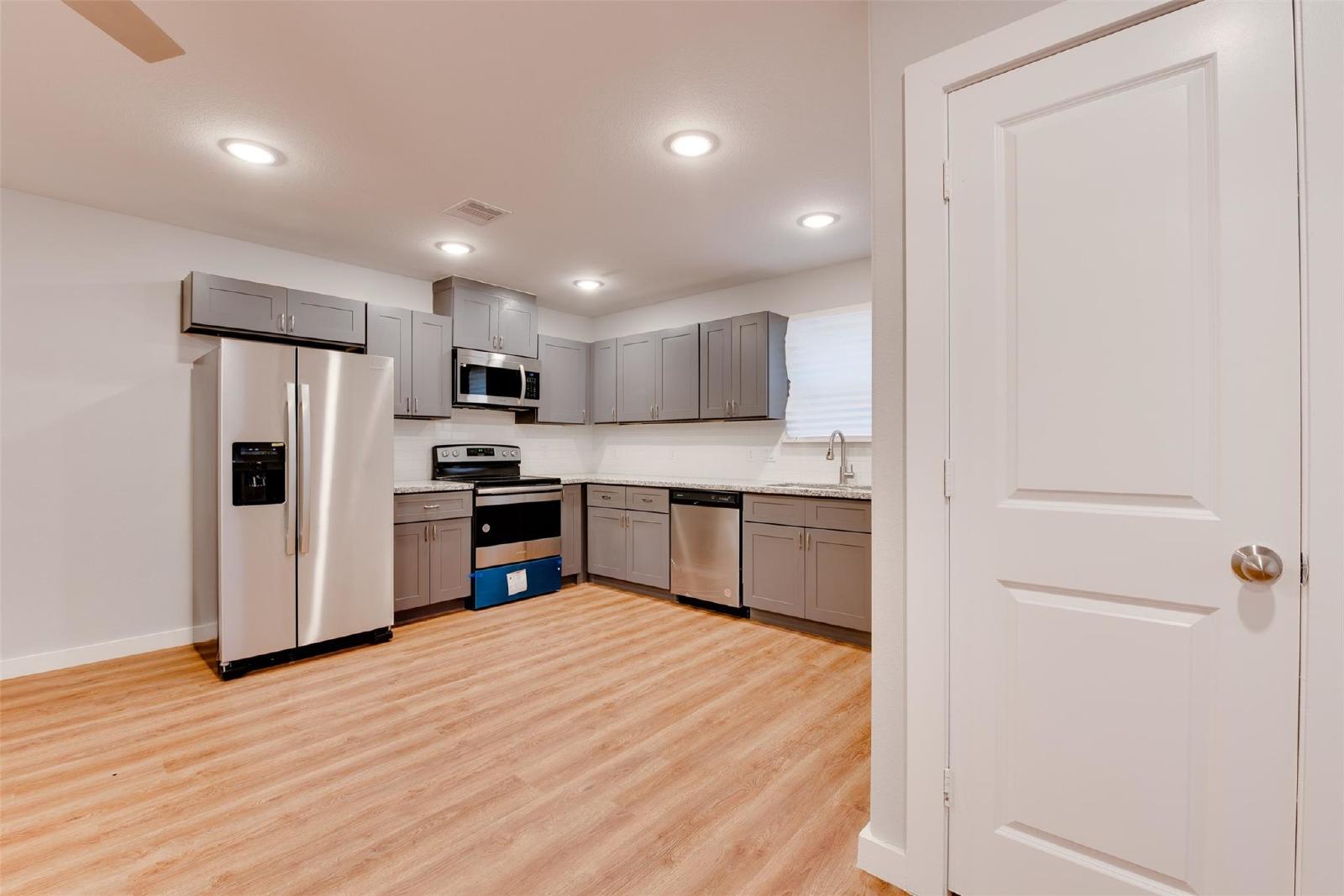 3 Bedroom Duplex Unit in North Houston 77026 Near I-69 & I-610 property image