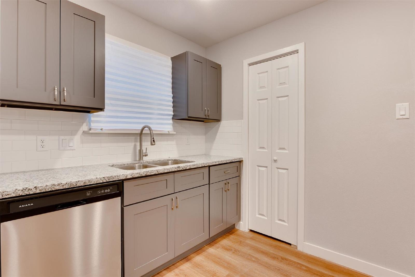 3 Bedroom Duplex Unit in North Houston 77026 Near I-69 & I-610 property image