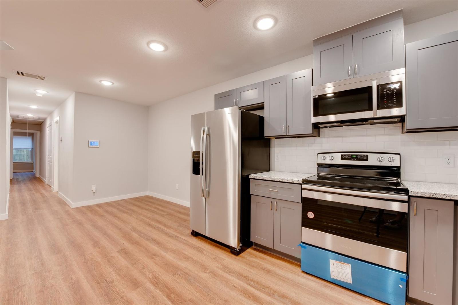 3 Bedroom Duplex Unit in North Houston 77026 Near I-69 & I-610 property image