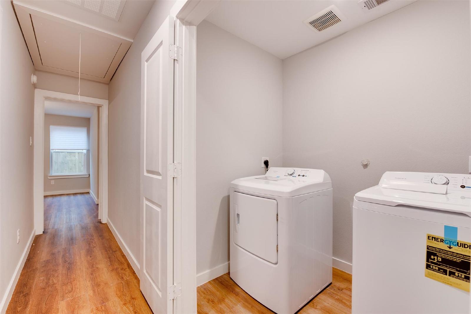 3 Bedroom Duplex Unit in North Houston 77026 Near I-69 & I-610 property image