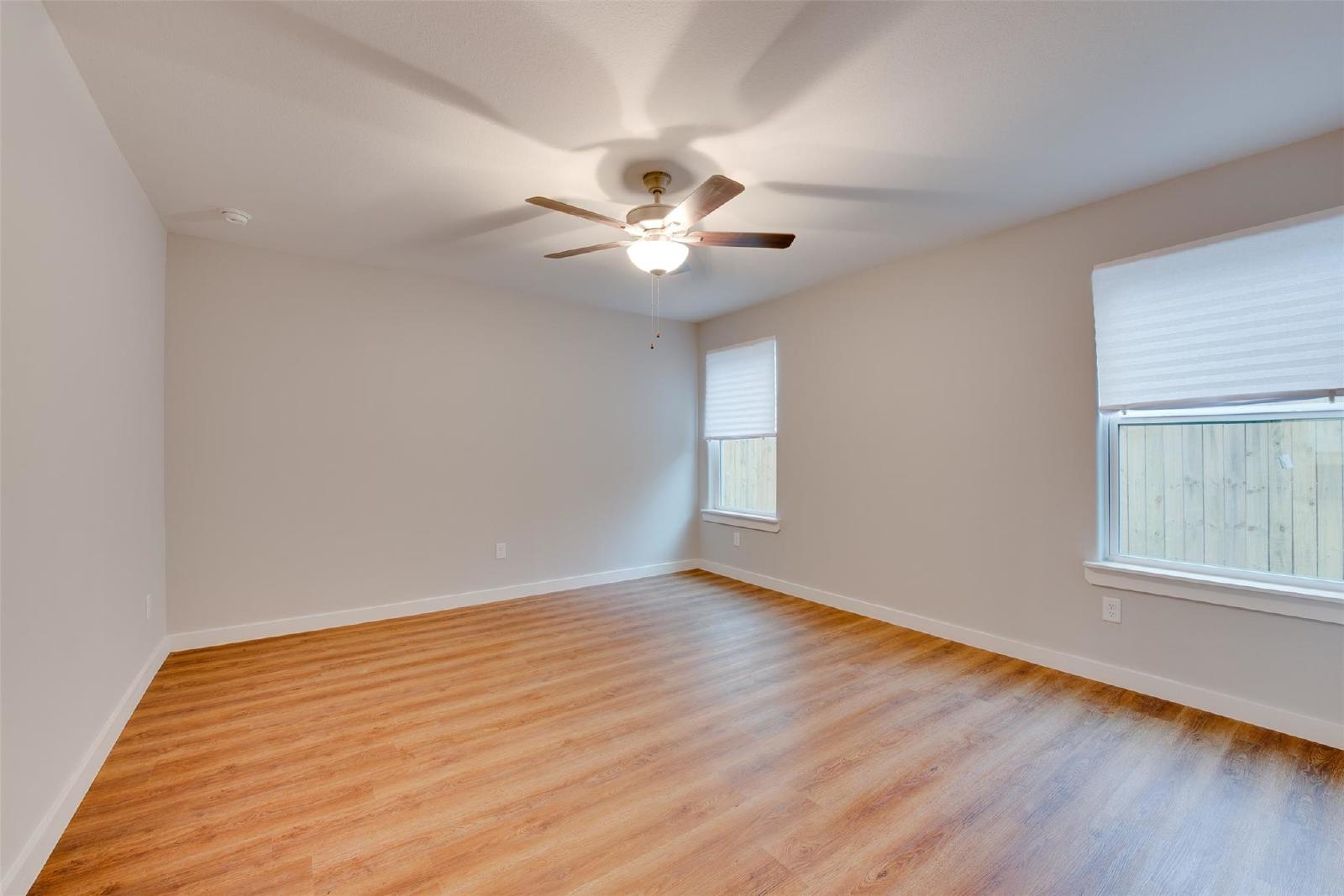 3 Bedroom Duplex Unit in North Houston 77026 Near I-69 & I-610 property image