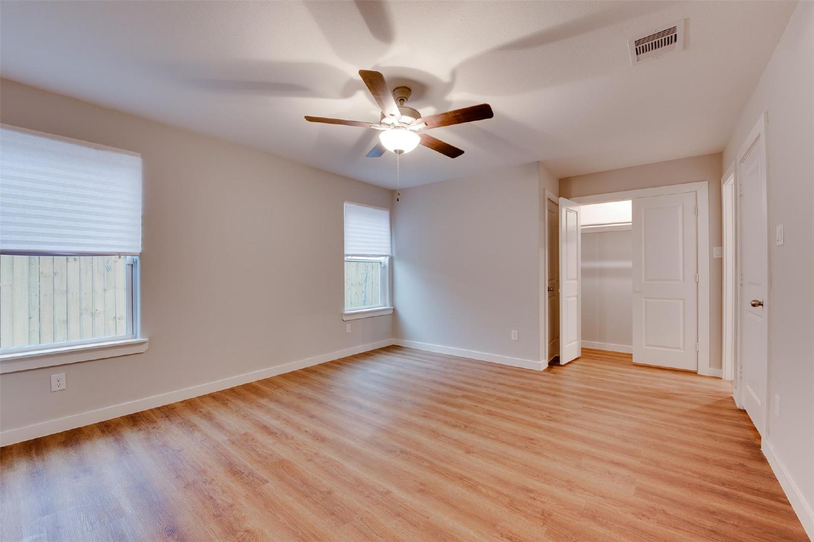 3 Bedroom Duplex Unit in North Houston 77026 Near I-69 & I-610 property image