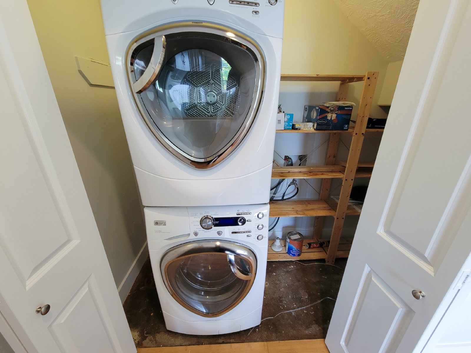 3 Bed Townhome in 77003 Near Minute Maid Park + First-Floor Living property image