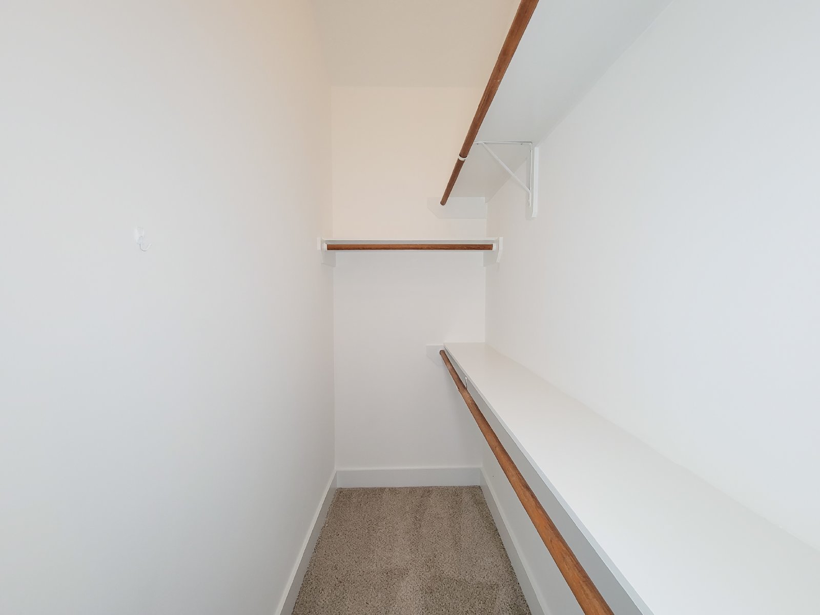 3 Bed Townhome in 77003 Near Minute Maid Park + First-Floor Living property image