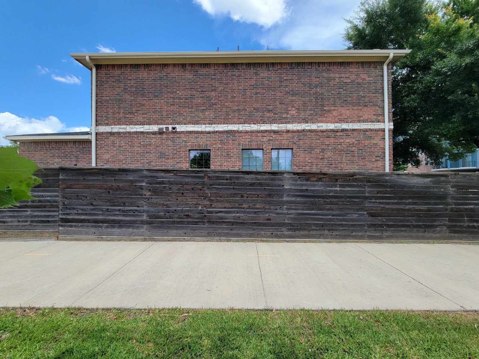 3 Bed Townhome in 77003 Near Minute Maid Park + First-Floor Living property image