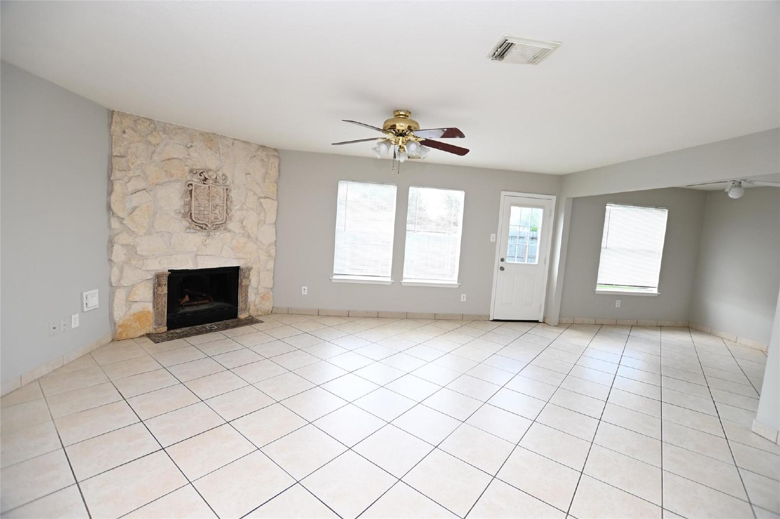3 Bed Single Family Home in Houston 77088 with 2-Car Garage property image