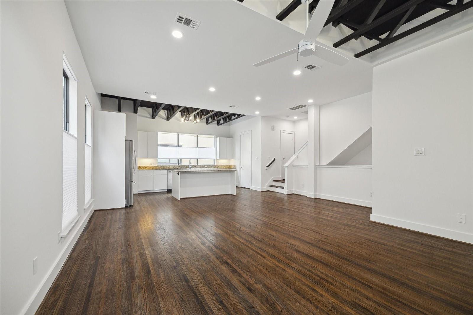 3 Bed Home for Rent in Greater Heights 77008 | 2-Car Garage + Private Backyard property image