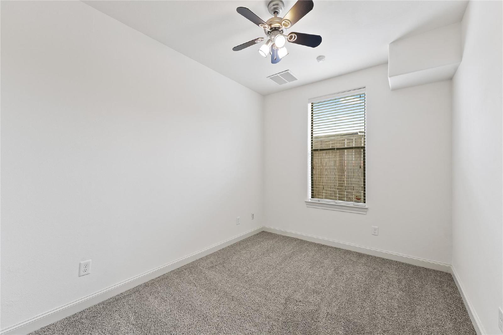 Gated Midtown Townhome | 3BR/2.5BA | 2-Car Garage | Washer & Dryer Included property image