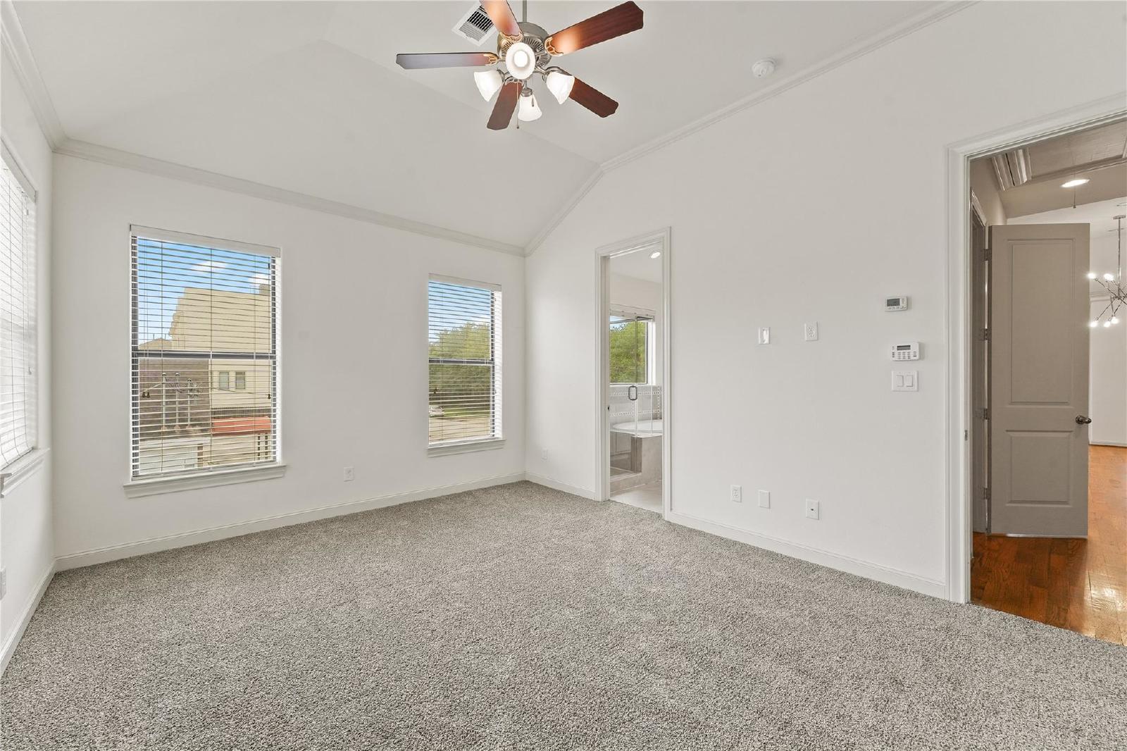 Gated Midtown Townhome | 3BR/2.5BA | 2-Car Garage | Washer & Dryer Included property image