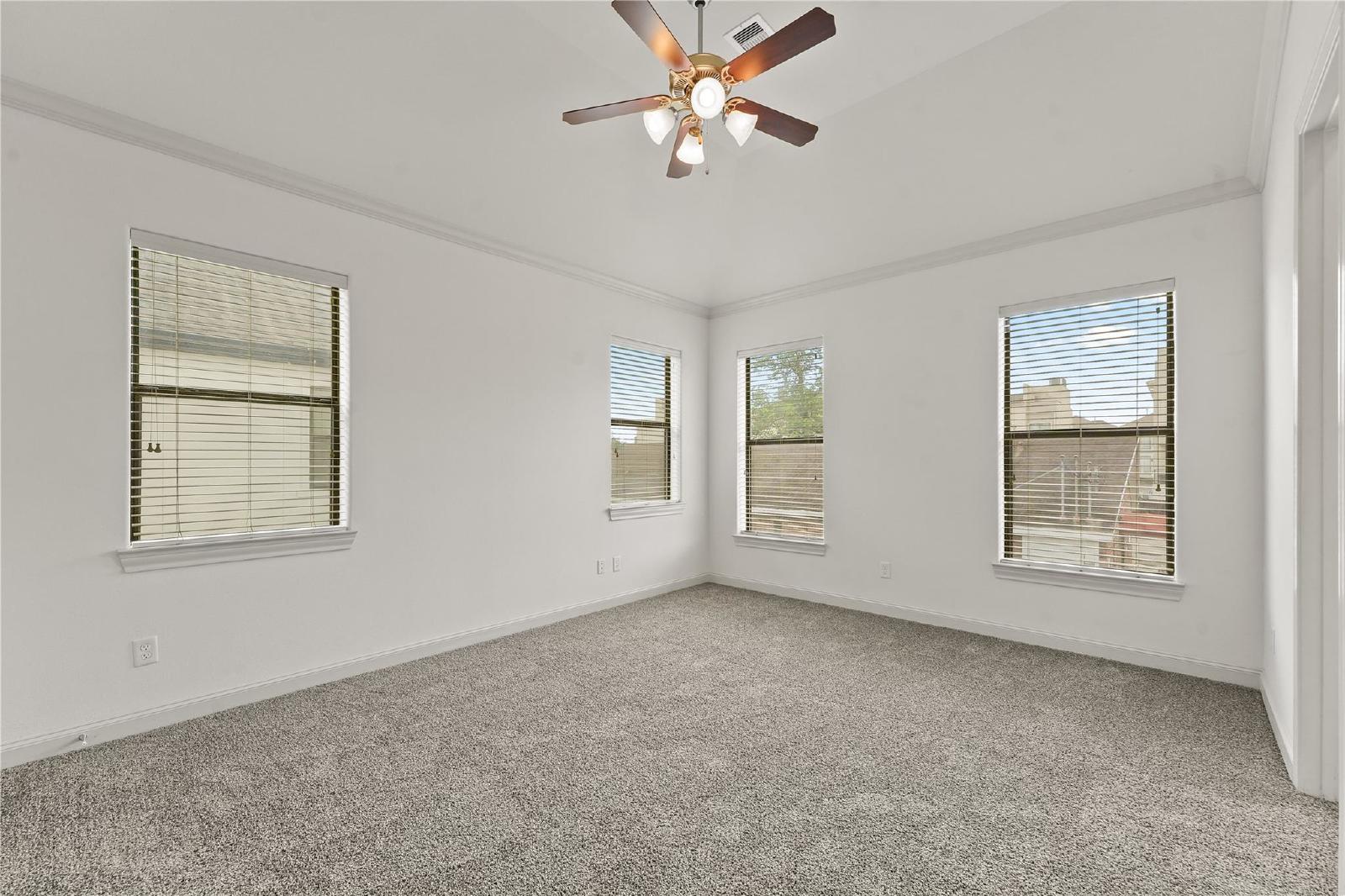 Gated Midtown Townhome | 3BR/2.5BA | 2-Car Garage | Washer & Dryer Included property image