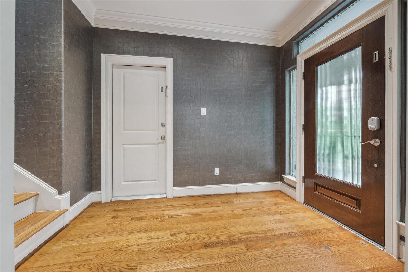 3 Bed Townhome for Rent in 77030 Near Texas Medical Center property image