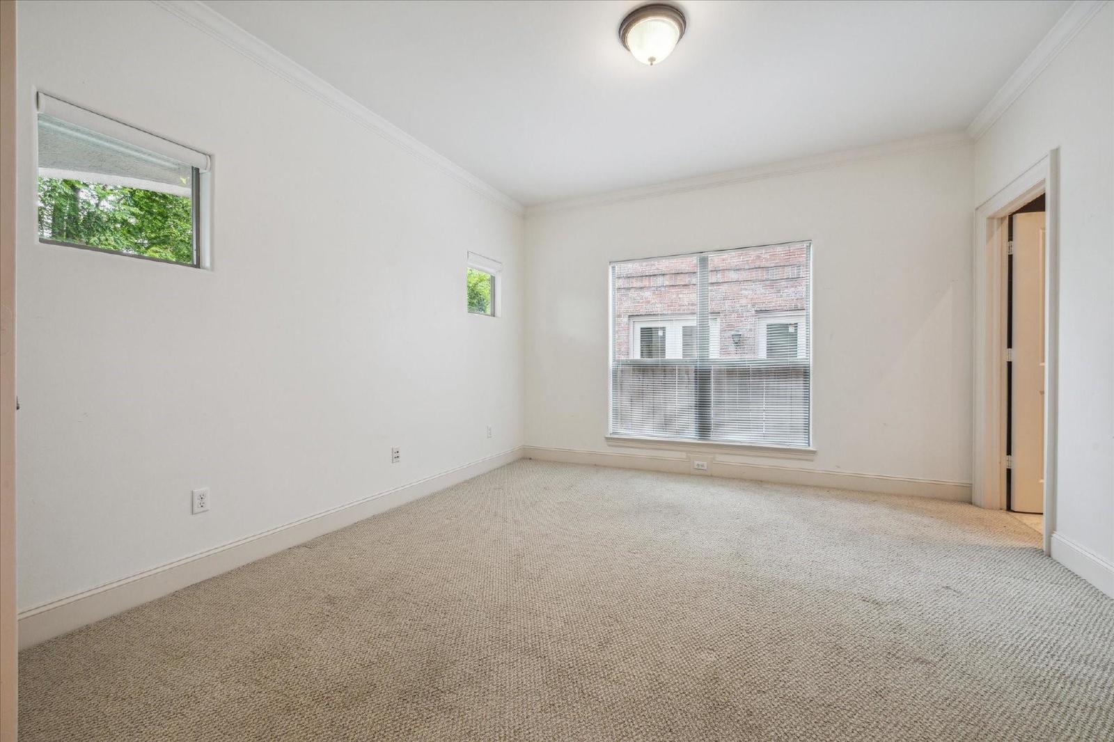 3 Bed Townhome for Rent in 77030 Near Texas Medical Center property image